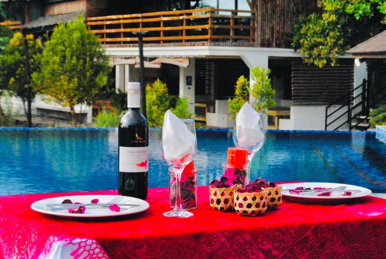 Vistapaloma Beach Resort Odiong Exteriér fotografie